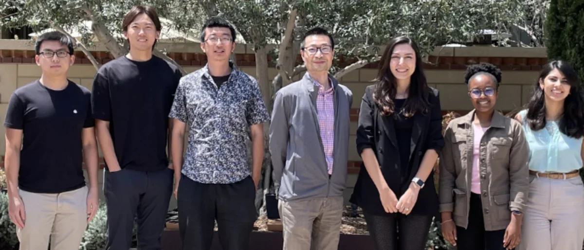 Group photo of the Wu lab